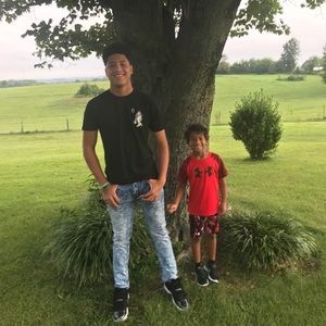 Meet your Posher, Myranda